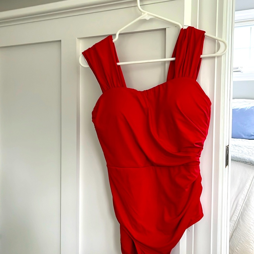 Jantzen Glamour solid cap sleeve one piece swimsuit